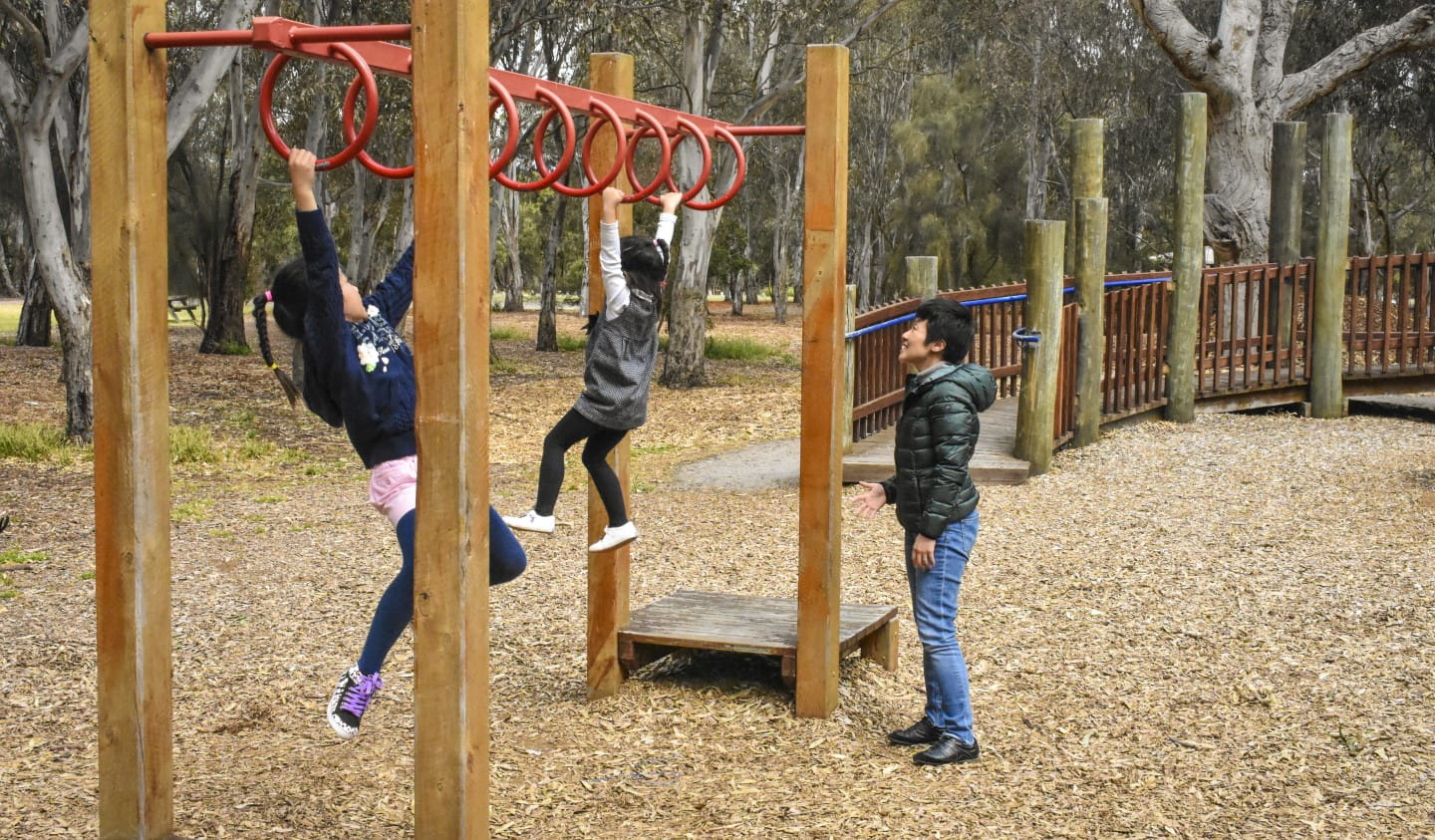 Children play at Braeside Park