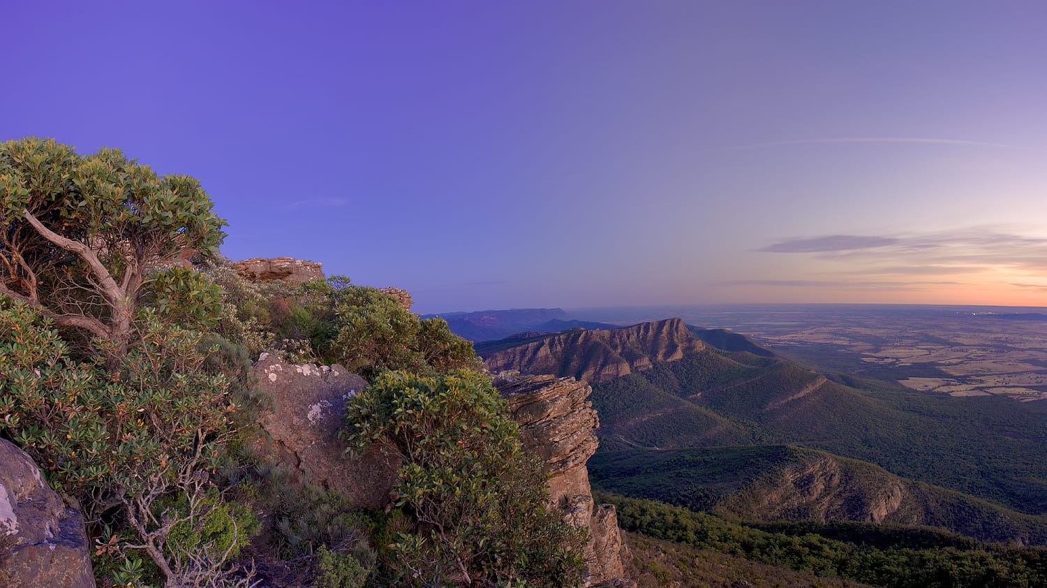 Scenery, Grampians National Park, Mt William, Gariwerd, Rock outcrops, landscape, view, low light, dusk. plants, flora,; 