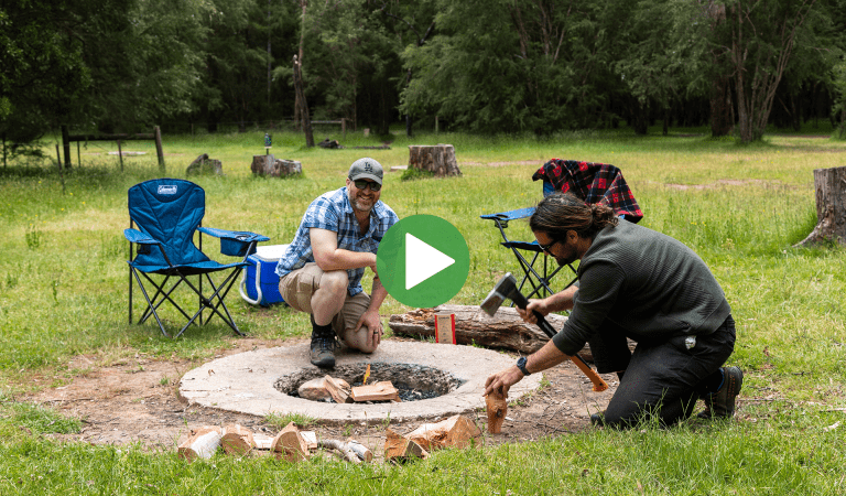 Two friends set up their campfire at Neds Gully Campground, Cathedral Range State Park