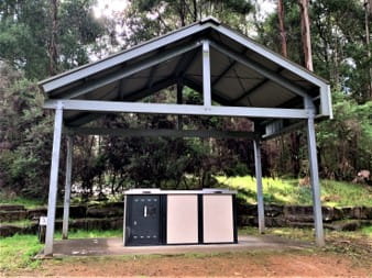 Gas barbecue (upper level)