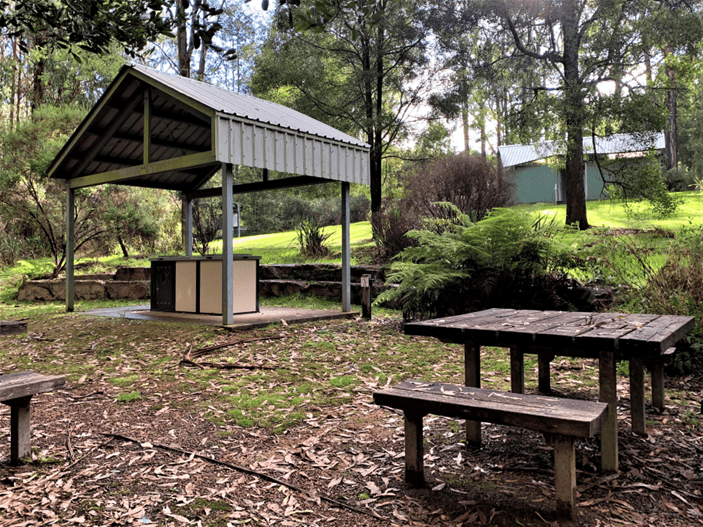 Gas barbecue (lower level)