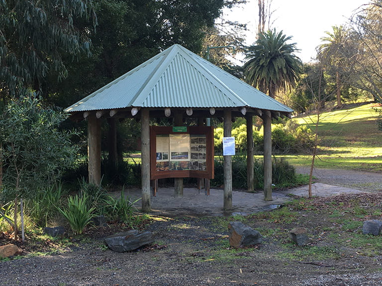 Information shelter at Maroondah Reservoir