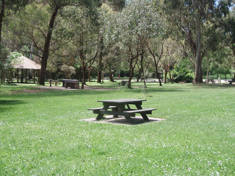 Maroondah Reservoir Park picnic tables and shelter