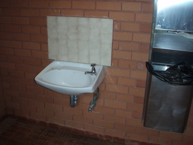 Vanity in Rose Steps toilets at Maroondah Reservoir