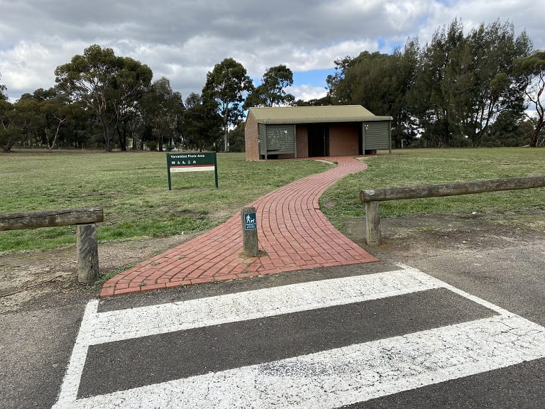 Plenty Gorge Yarrambat Toilet Block