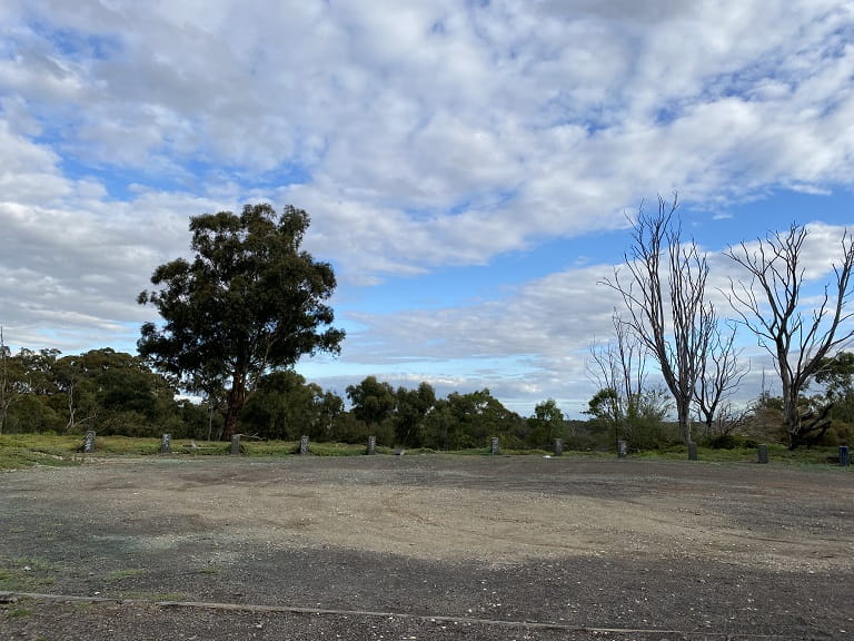 Plenty Gorge Yellowgum Carpark