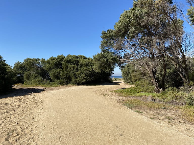 Point Cook Beach Picnic Area Path