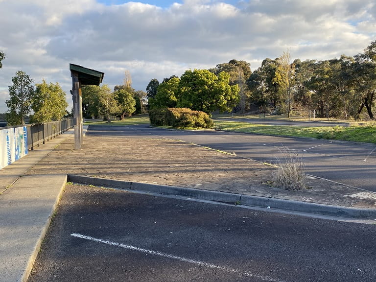 Sugarloaf Reservoir Western Lookout Carpark