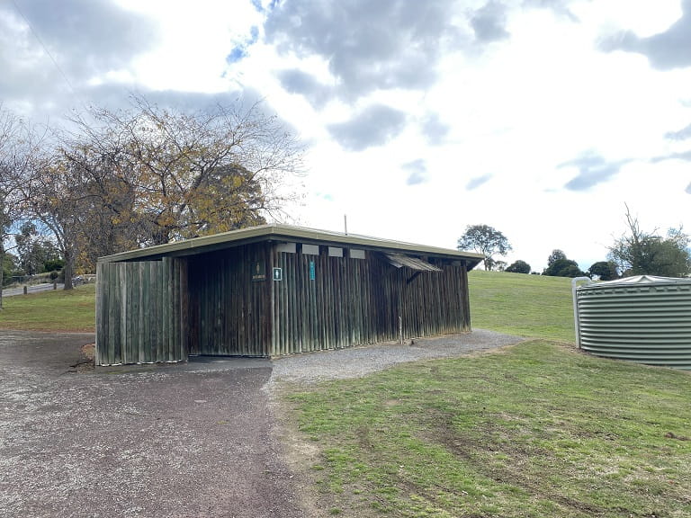 Sugarloaf Reservoir Ridge Picnic Area Toilet block