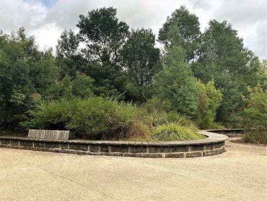 Entry area bench seating
