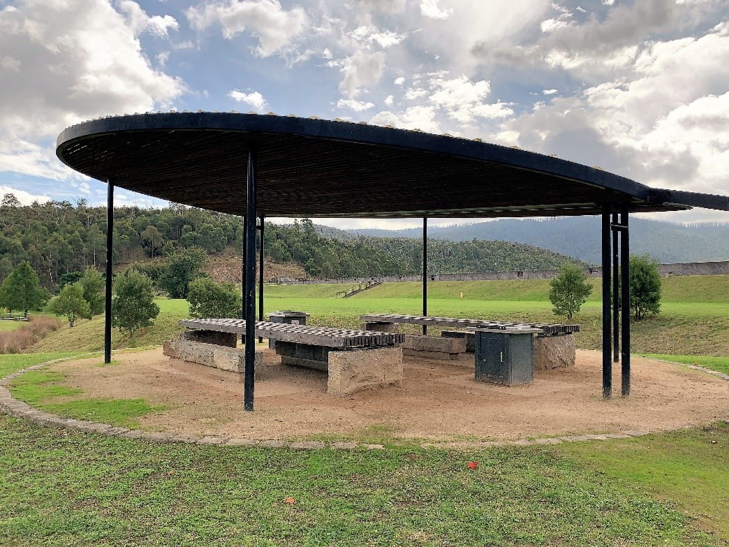 Picnic rotunda 1