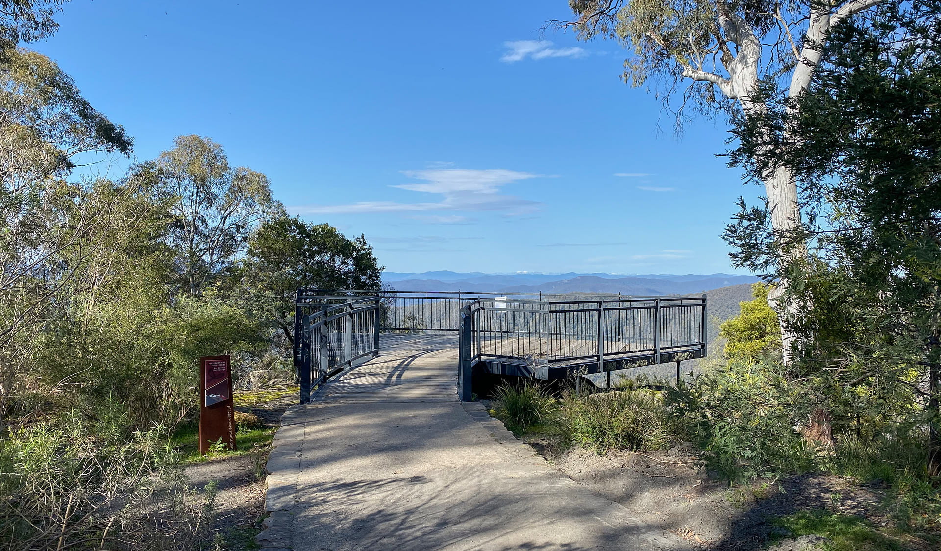 Powers Lookout at Powers Lookout Scenic Reserve