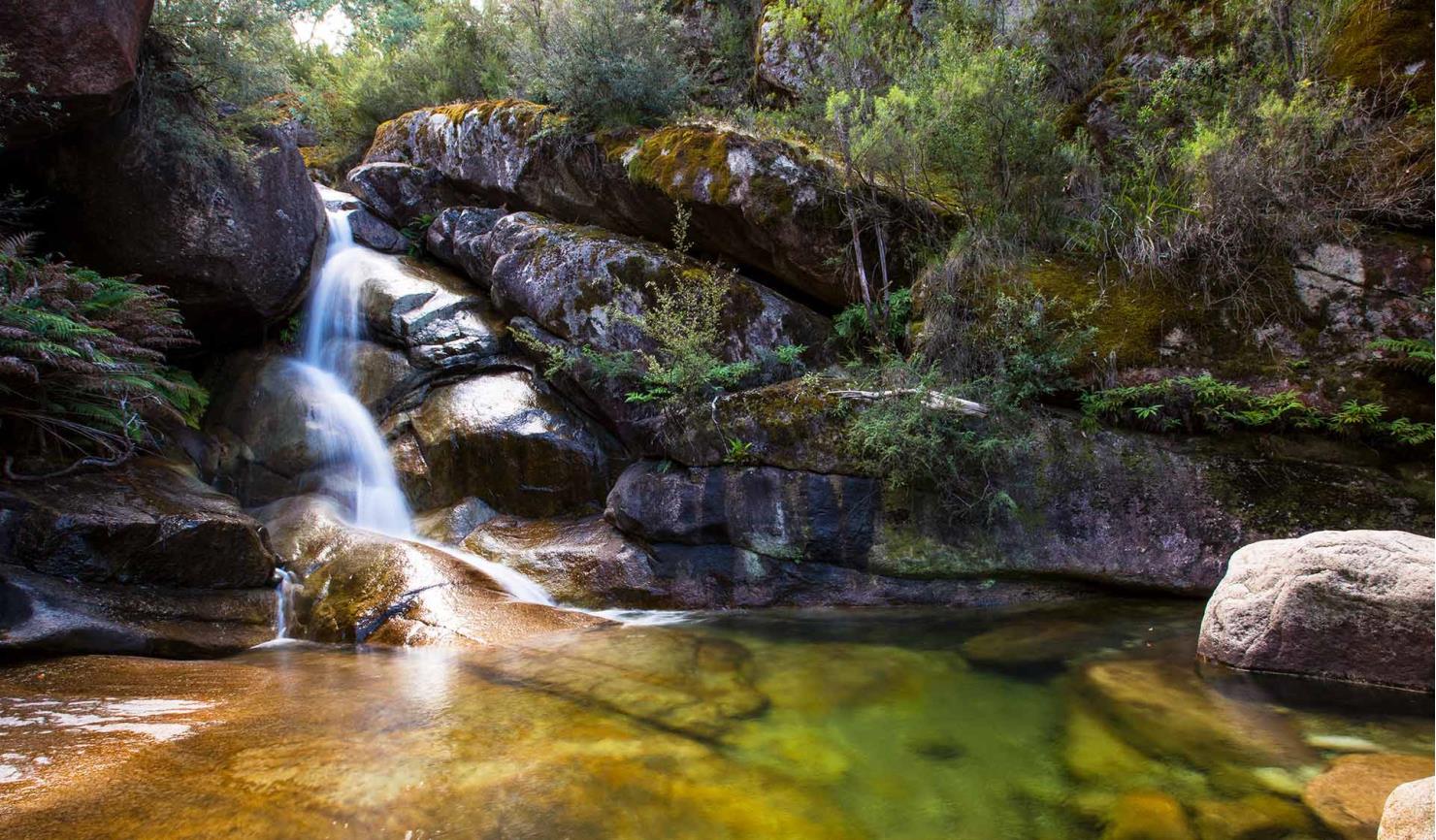 Water flows into Ladies Bath creating an inviting pool.