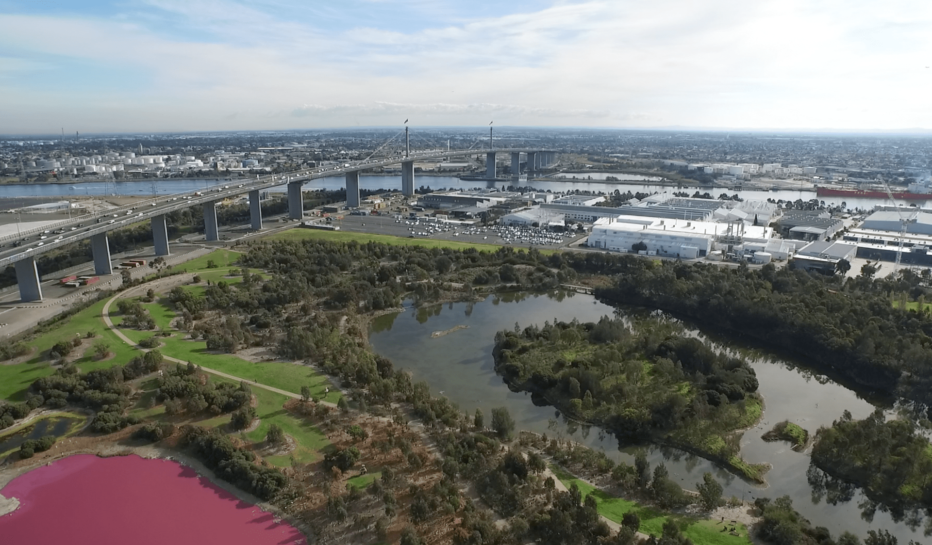 A drone image showing Westgate Park and the pink lake