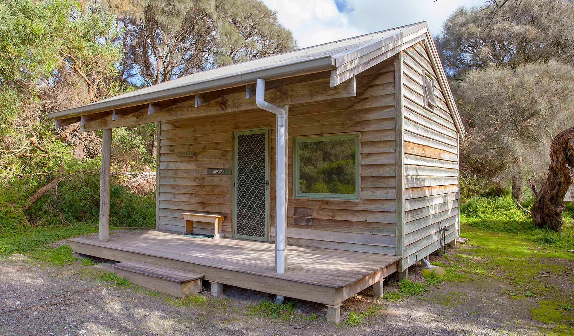 The exterior of a 6-bed hut in Tidal River at Wilsons Promontory National Park 